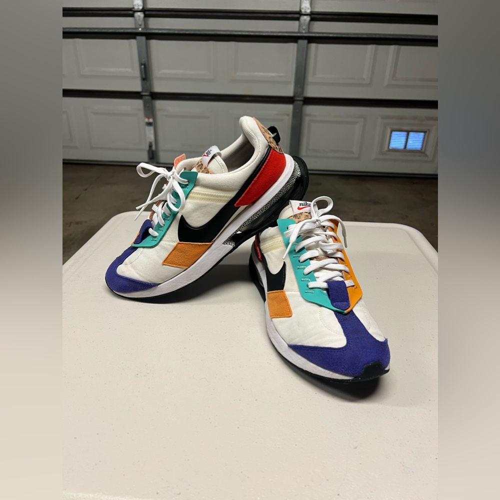 Womens Nike Air Max Pre-day SE Safari Size 11